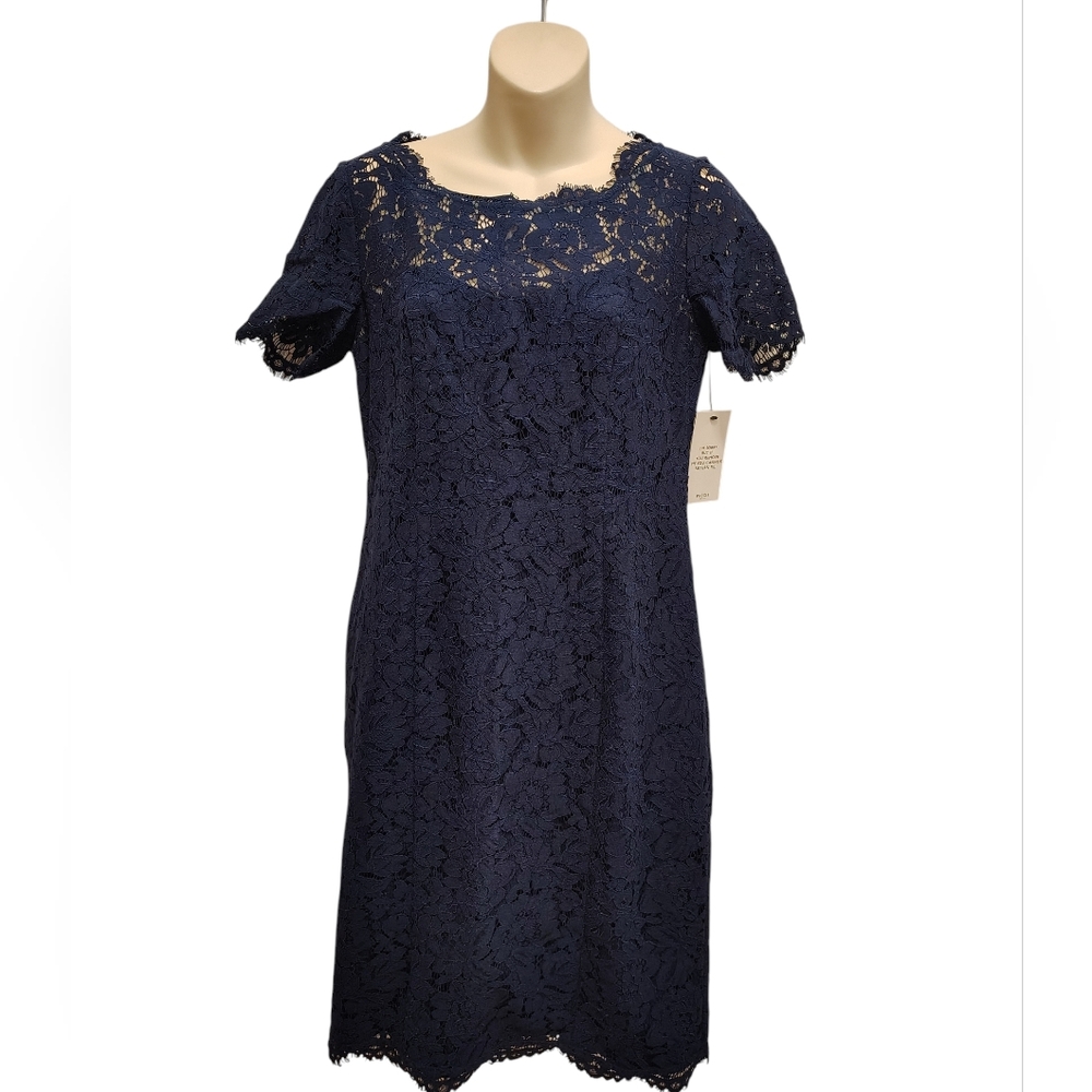 👍 NWT 🤩 Brand New Elegant Navy Lace Dress - Size Medium